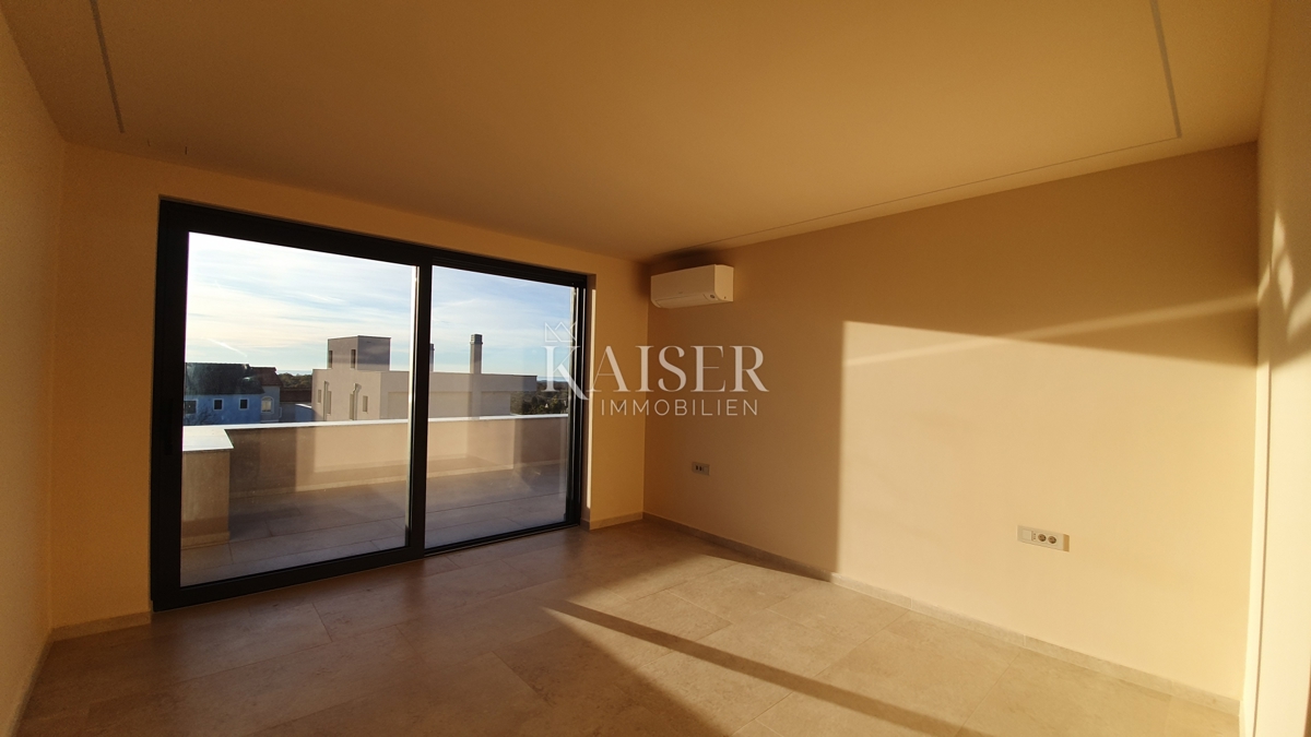 Istria - Parenzo, villa di lusso con sauna e piscina, vista mare