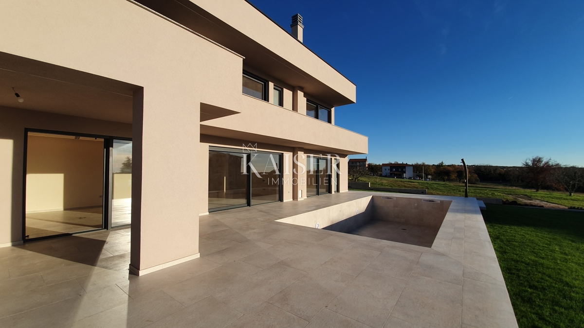 Istria - Parenzo, villa di lusso con sauna e piscina, vista mare