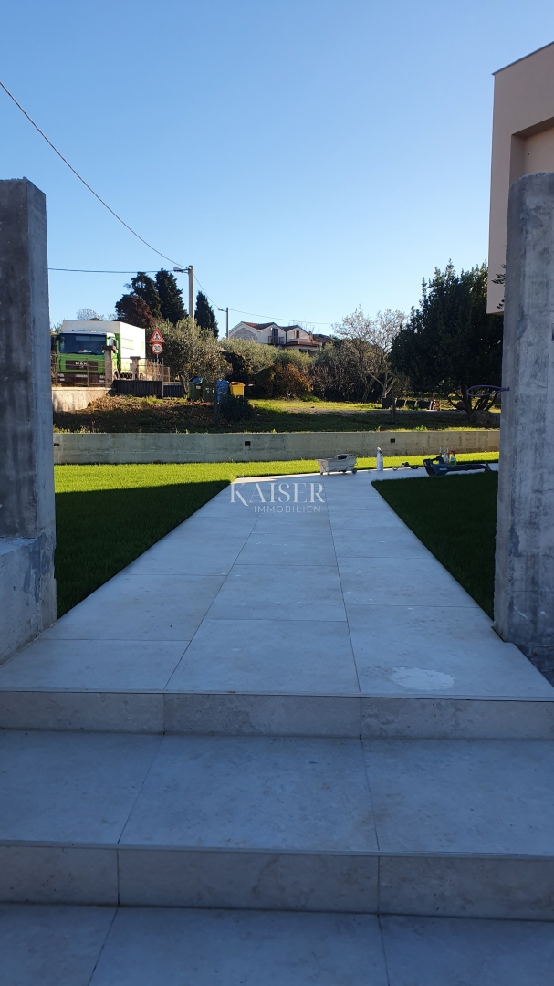 Istria - Parenzo, villa di lusso con sauna e piscina, vista mare