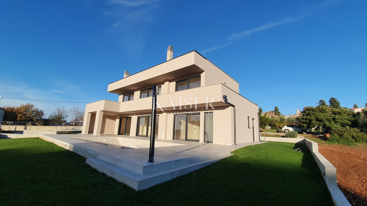 Istria - Parenzo, villa di lusso con sauna e piscina, vista mare