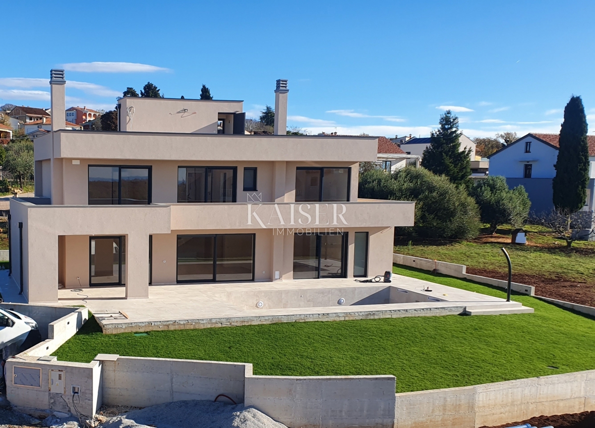 Istria - Parenzo, villa di lusso con sauna e piscina, vista mare