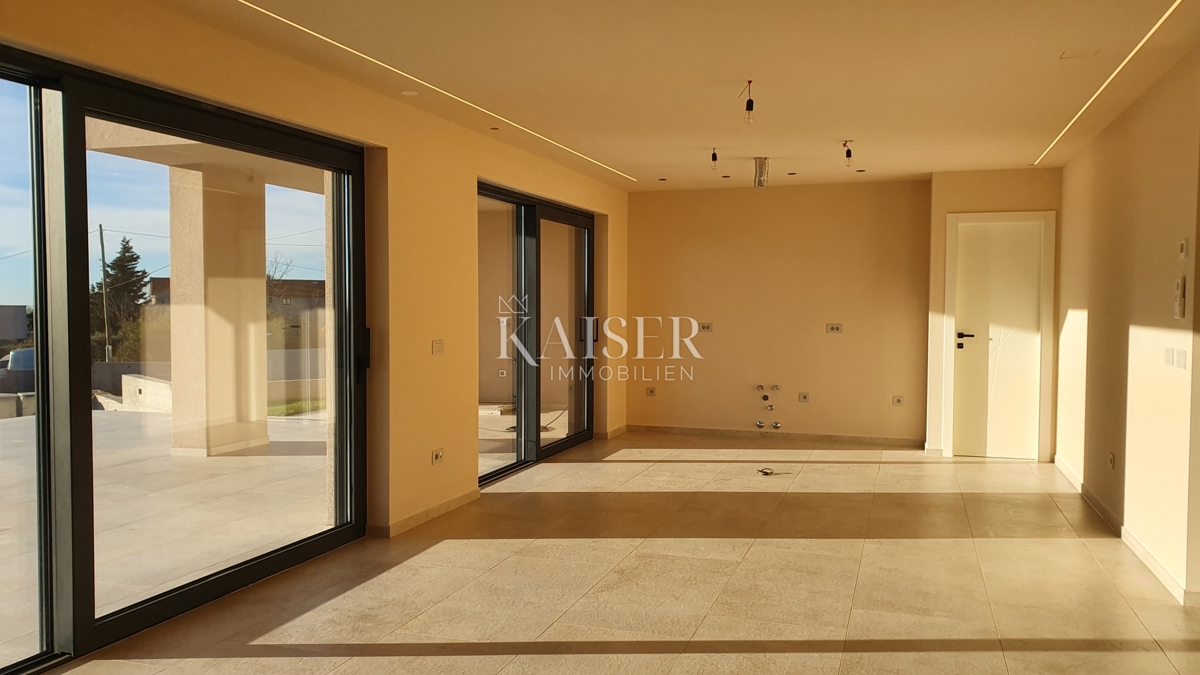 Istria - Parenzo, villa di lusso con sauna e piscina, vista mare