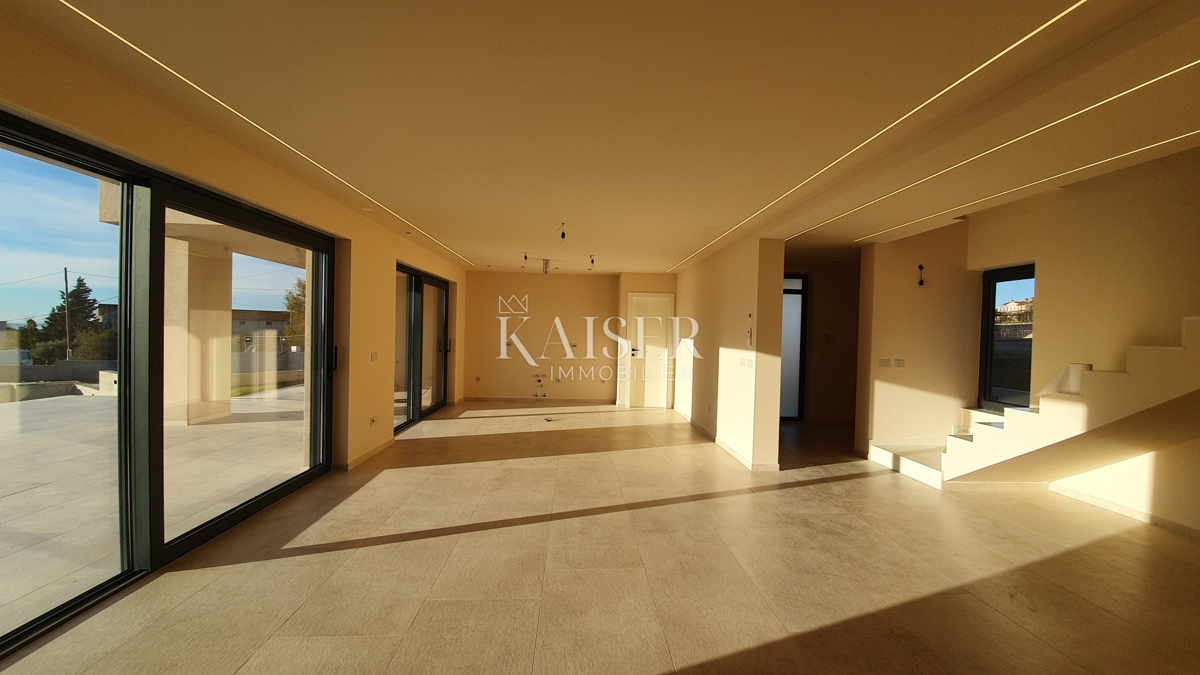 Istria - Parenzo, villa di lusso con sauna e piscina, vista mare