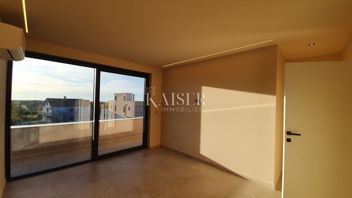 Istria - Parenzo, villa di lusso con sauna e piscina, vista mare