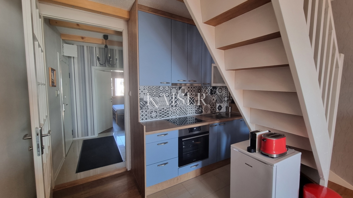 Novi Vinodolski - appartamento con 2 camere da letto + soggiorno con una splendida vista sul mare