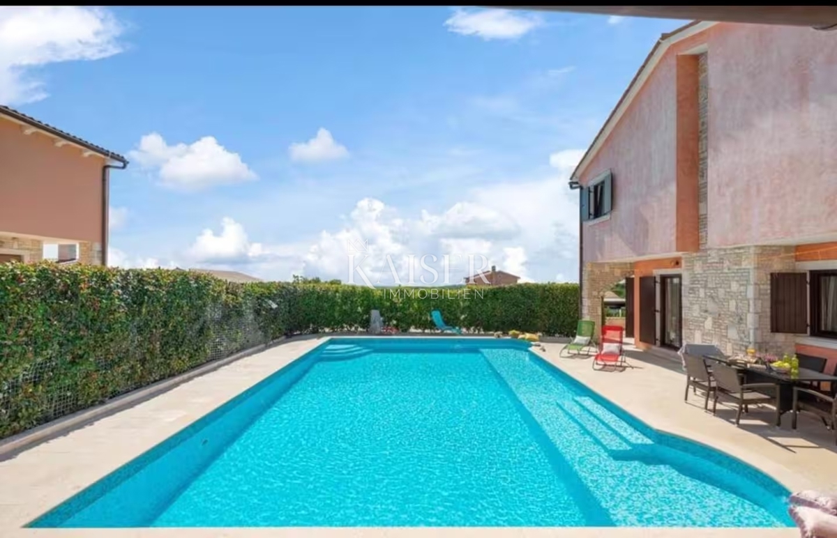 Istria, Barban - casa rustica 190m2 con piscina 