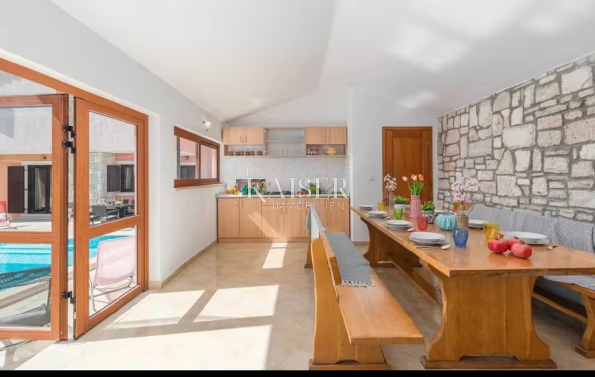 Istria, Barban - casa rustica 190m2 con piscina 