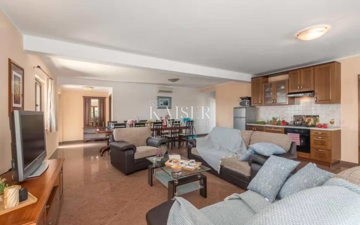 Istria, Barban - casa rustica 190m2 con piscina 