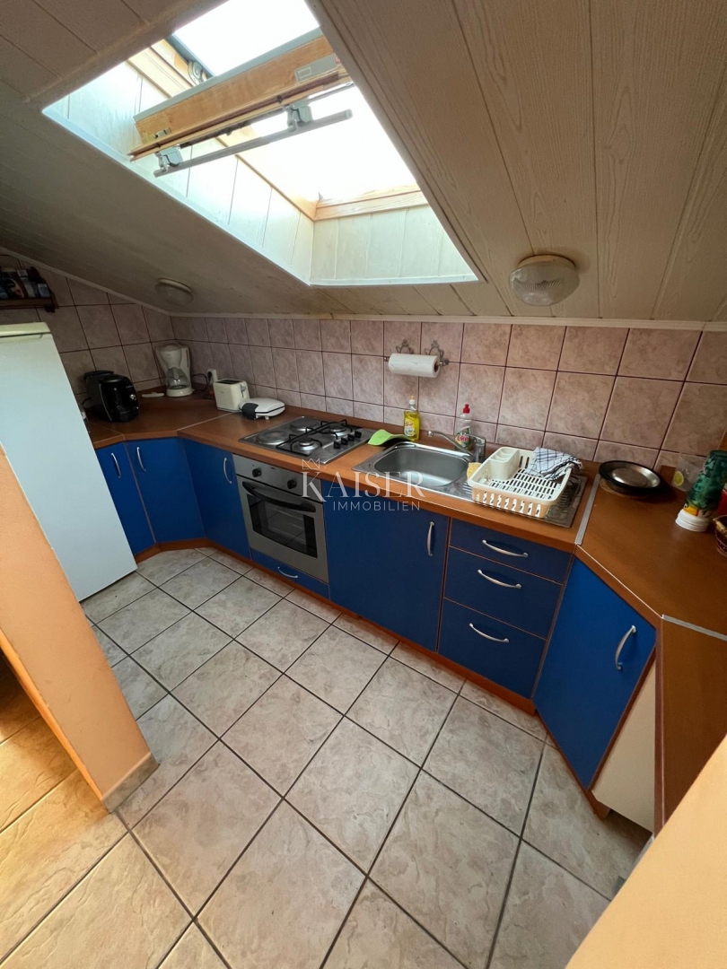 Crikvenica, Dramalj - appartamento mansardato 