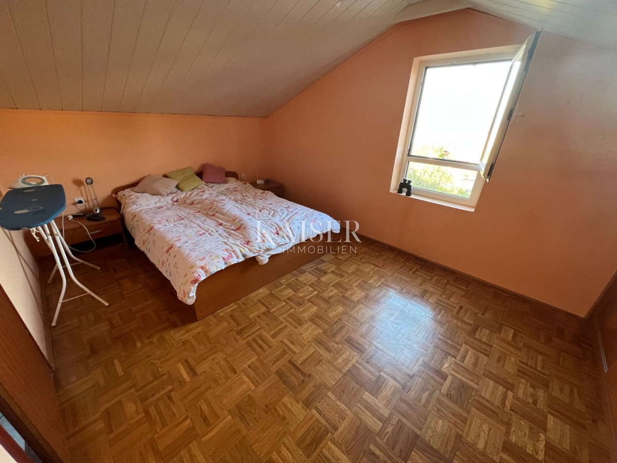 Crikvenica, Dramalj - appartamento mansardato 