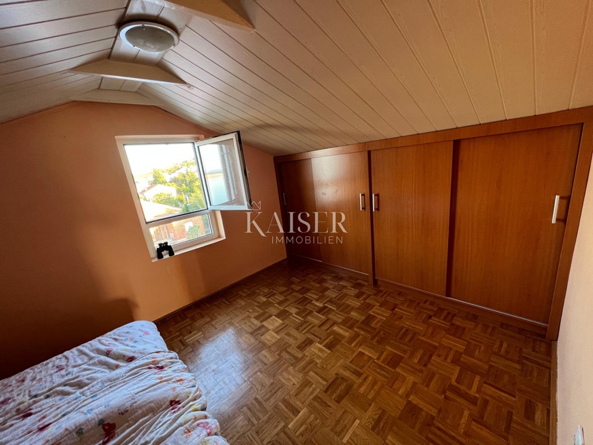 Crikvenica, Dramalj - appartamento mansardato 