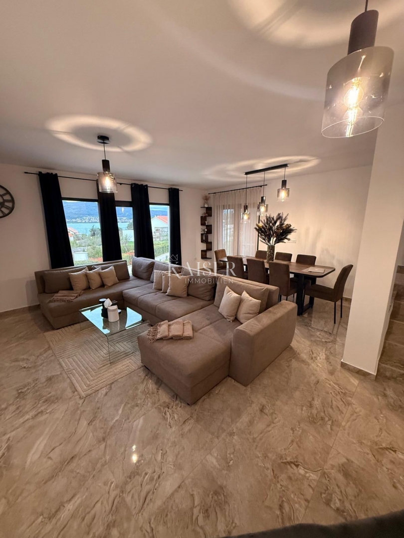 Casa Pridraga, Novigrad, 300m2