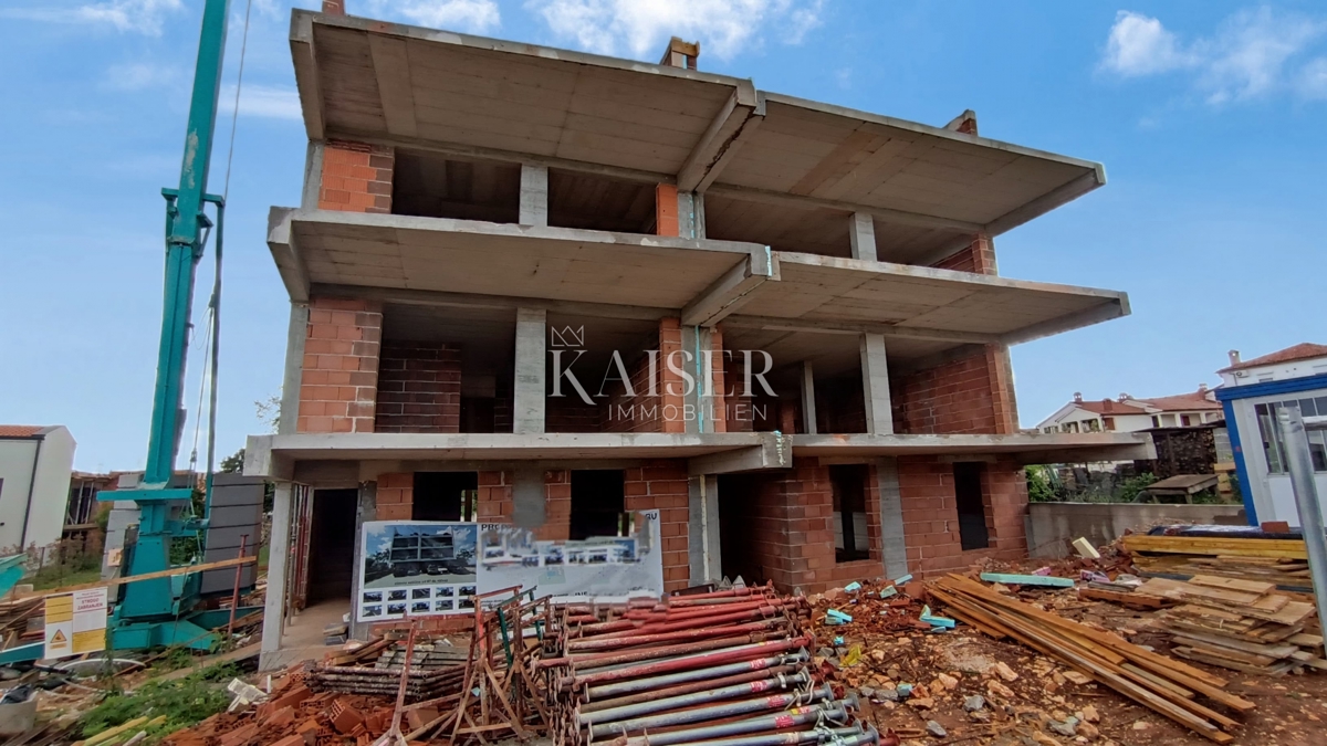 Istria, Tar - appartamento di lusso di 183m2 al piano terra con piscina