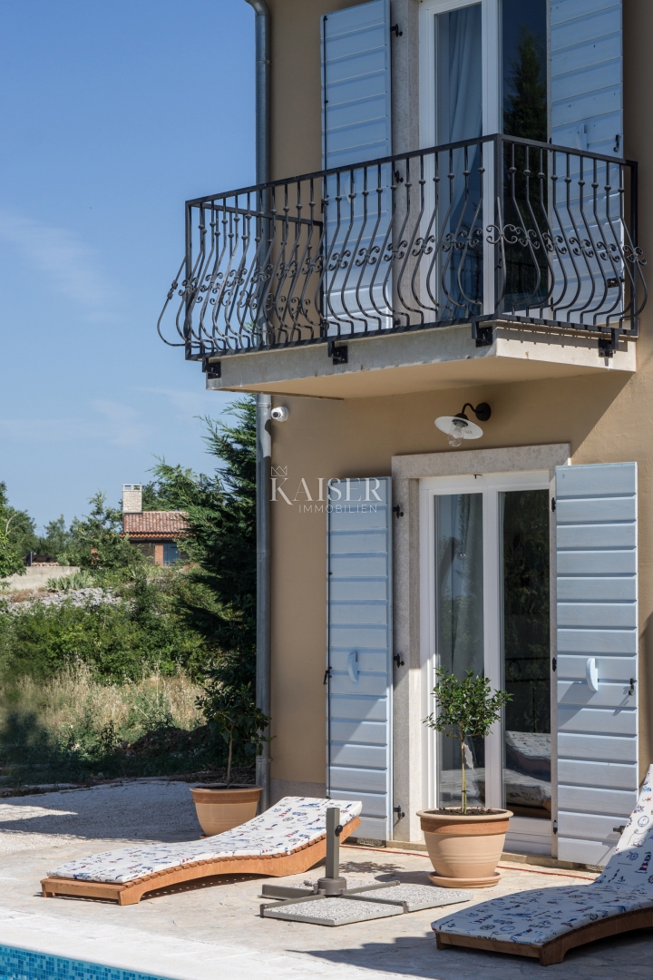 Villa Smoljanci, Svetvinčenat, 180m2