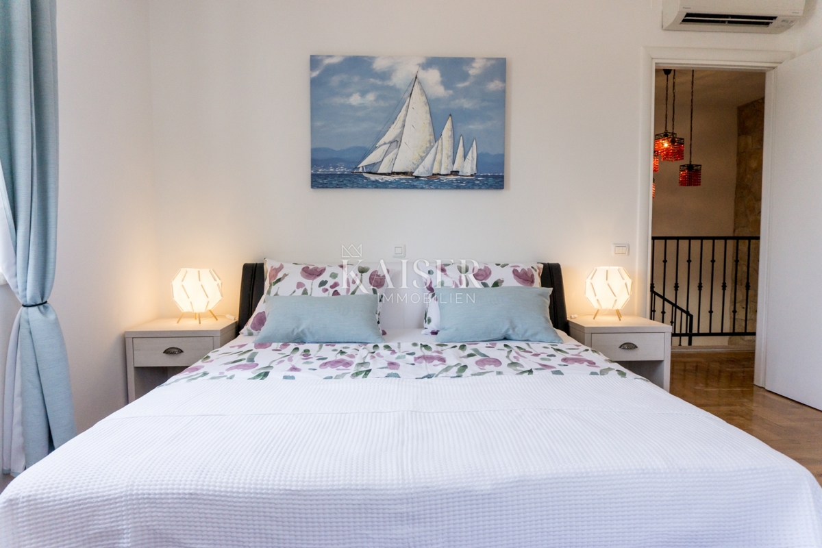 Villa Smoljanci, Svetvinčenat, 180m2