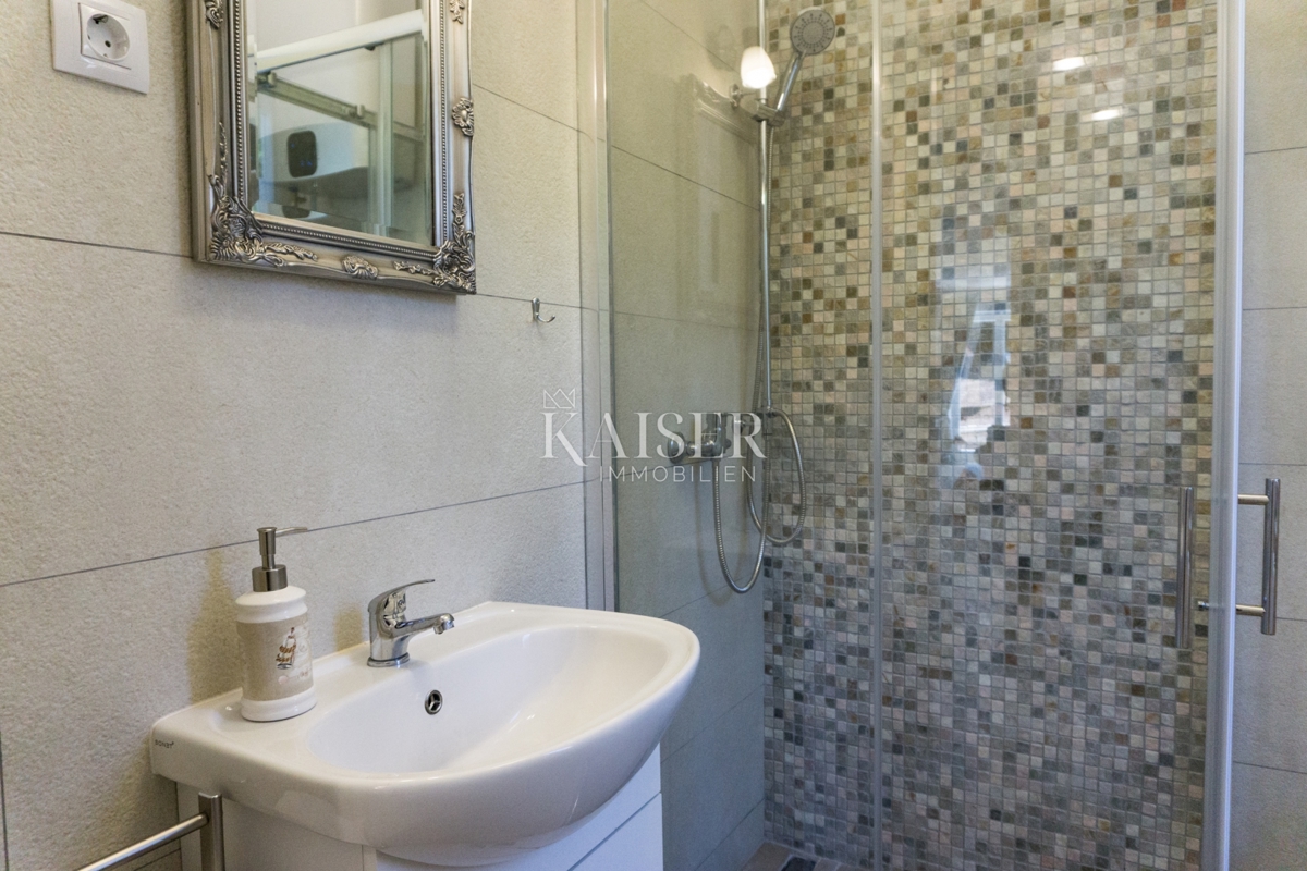 Villa Smoljanci, Svetvinčenat, 180m2