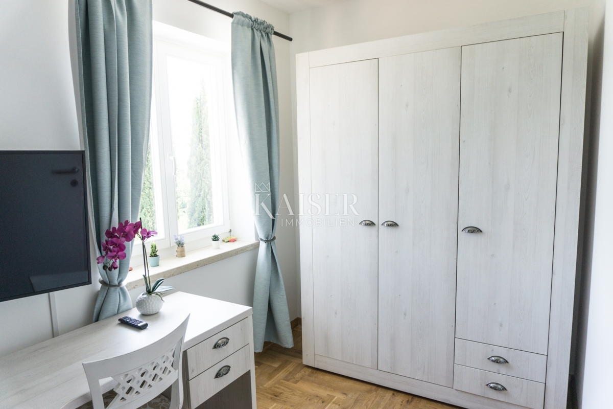 Villa Smoljanci, Svetvinčenat, 180m2