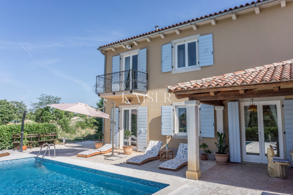 Villa Smoljanci, Svetvinčenat, 180m2