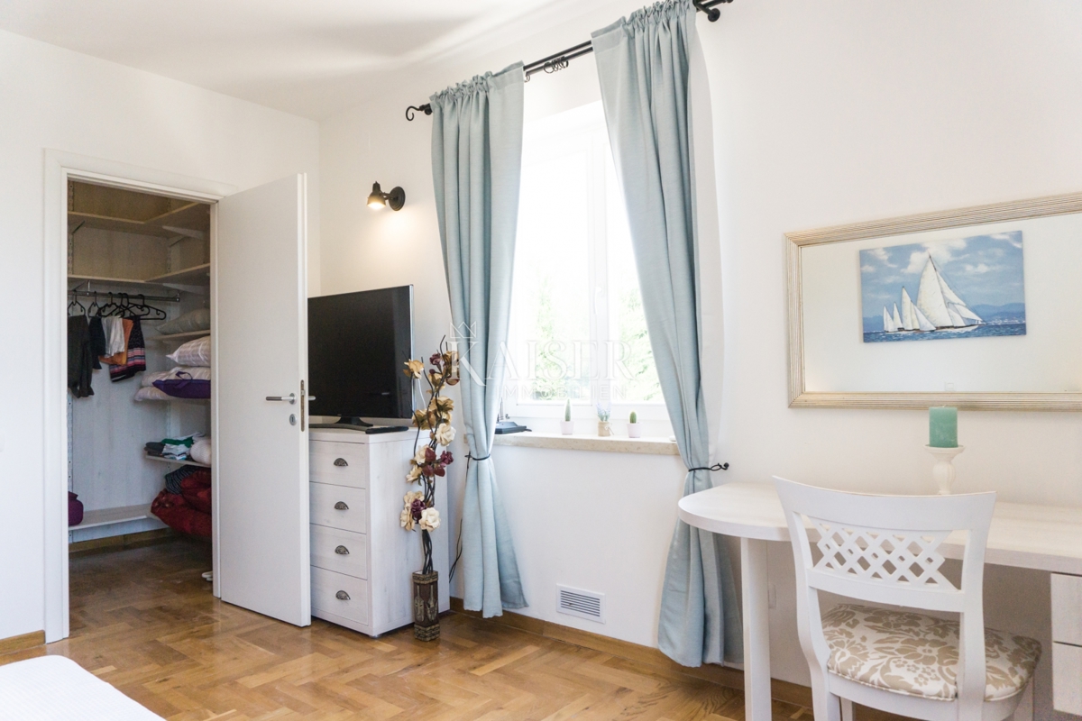 Villa Smoljanci, Svetvinčenat, 180m2