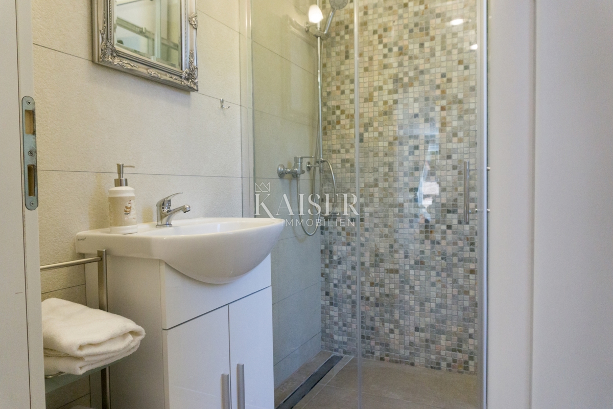 Villa Smoljanci, Svetvinčenat, 180m2