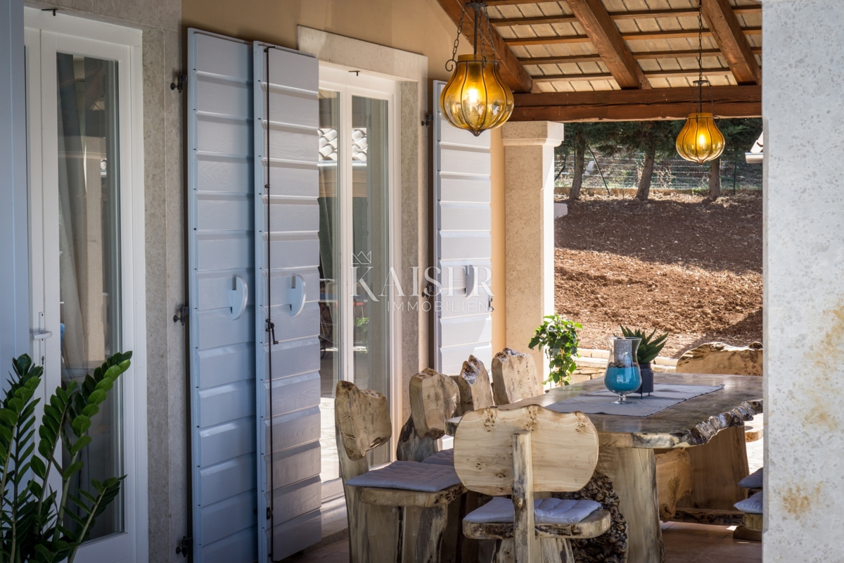 Villa Smoljanci, Svetvinčenat, 180m2