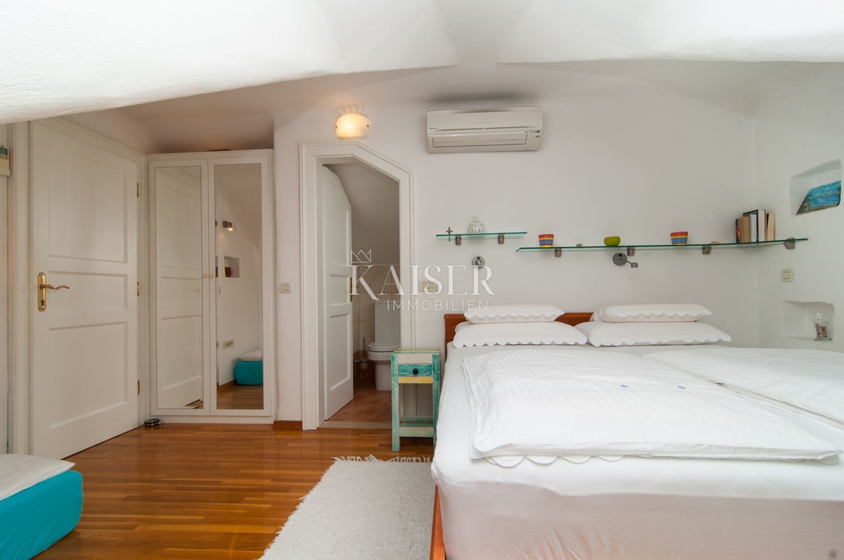 Villa Supetar, 210m2