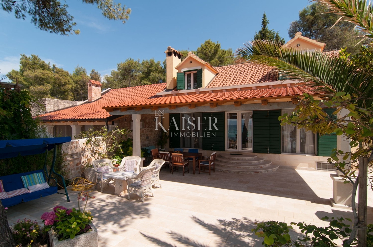 Villa Supetar, 210m2