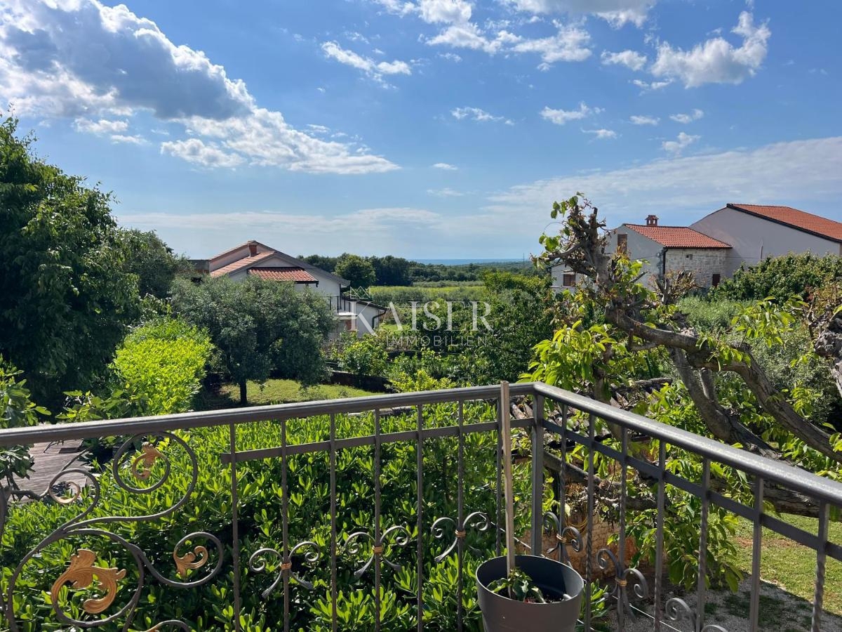Istria - Nova Vas, casa in pietra con piscina, vista mare