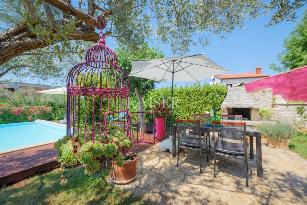 Istria - Nova Vas, casa in pietra con piscina, vista mare