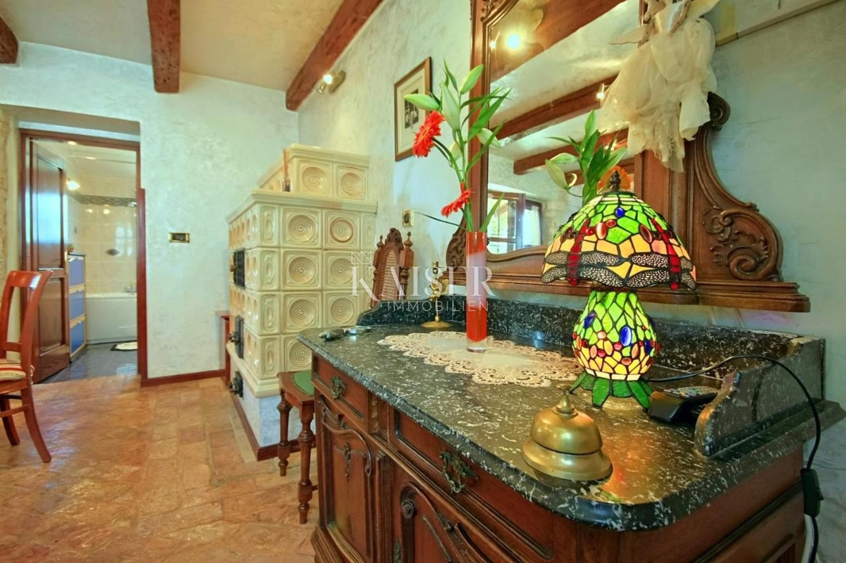 Istria - Nova Vas, casa in pietra con piscina, vista mare