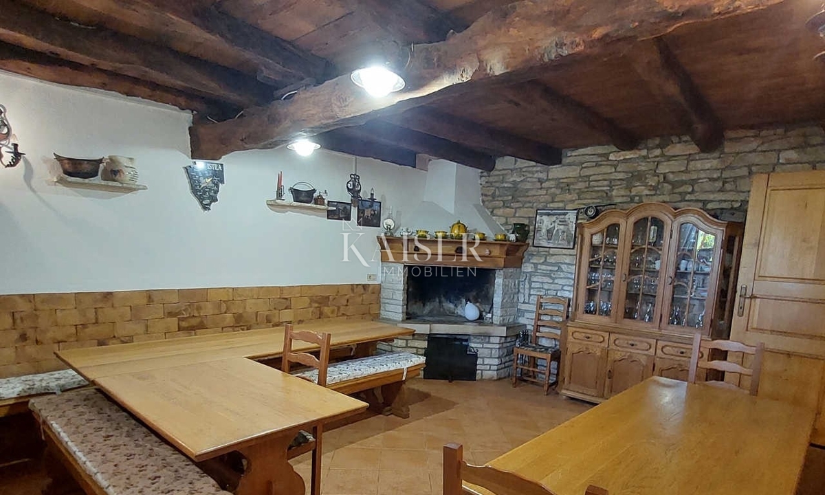 Istria, zona Grisignana - casa indipendente 396m2