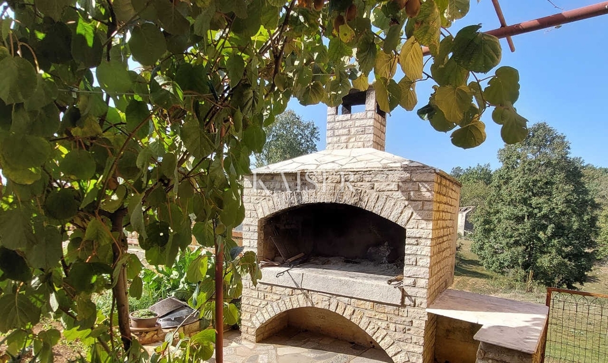 Istria, zona Grisignana - casa indipendente 396m2