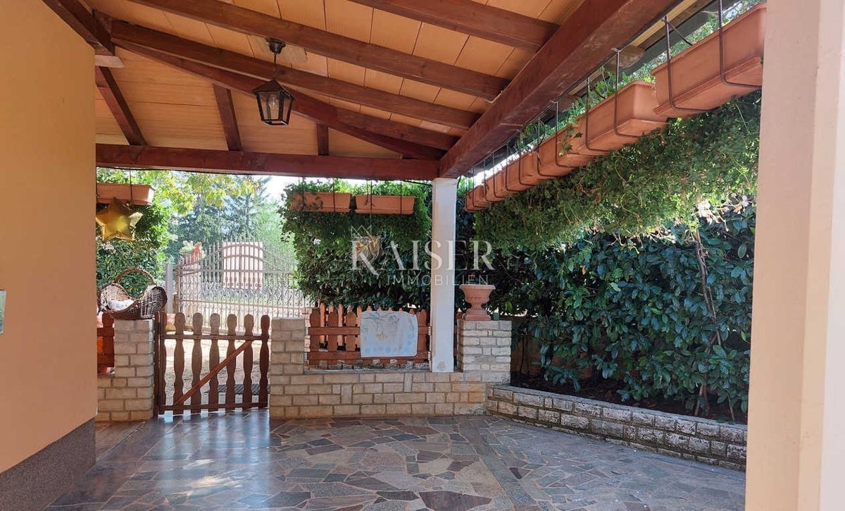 Istria, zona Grisignana - casa indipendente 396m2