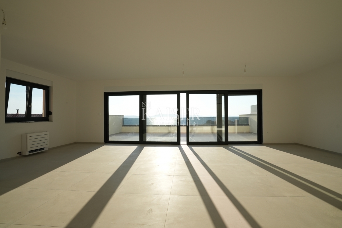 Sebenico, Žaborić Attico esclusivo con terrazza panoramica sul tetto