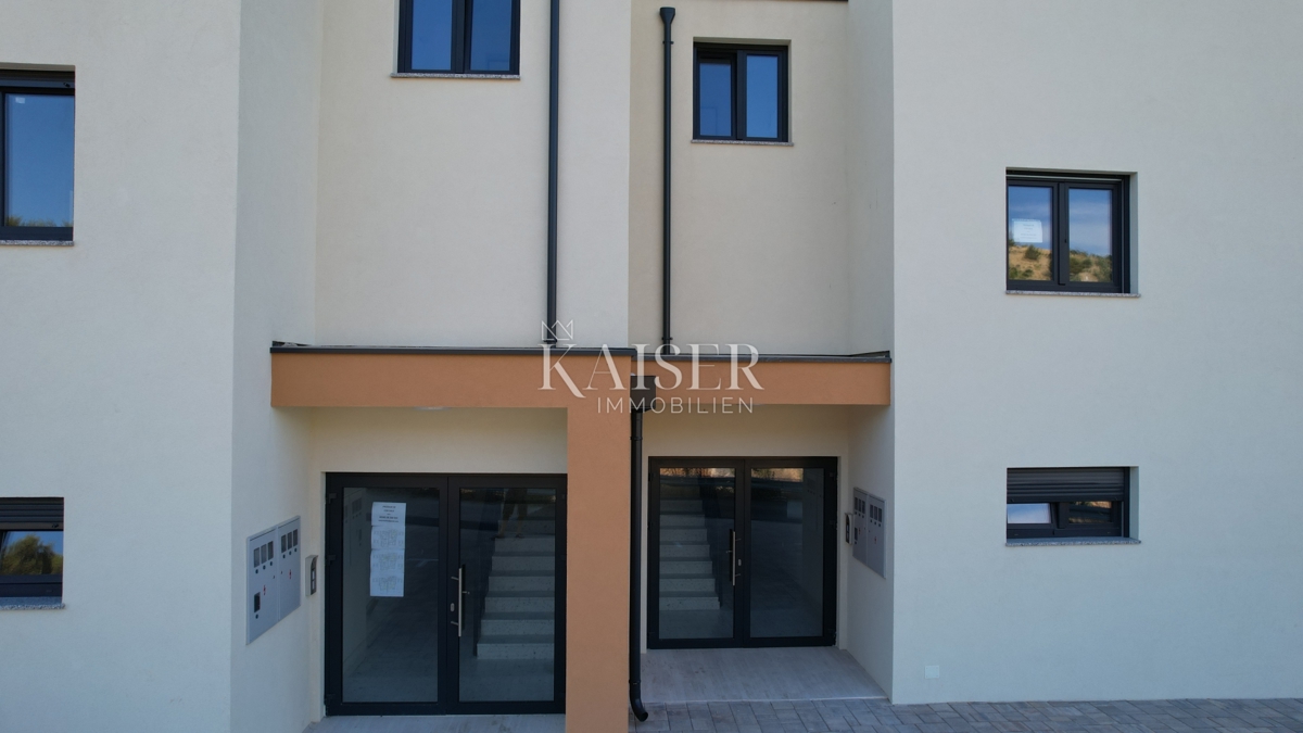 Sebenico, Žaborić Attico esclusivo con terrazza panoramica sul tetto