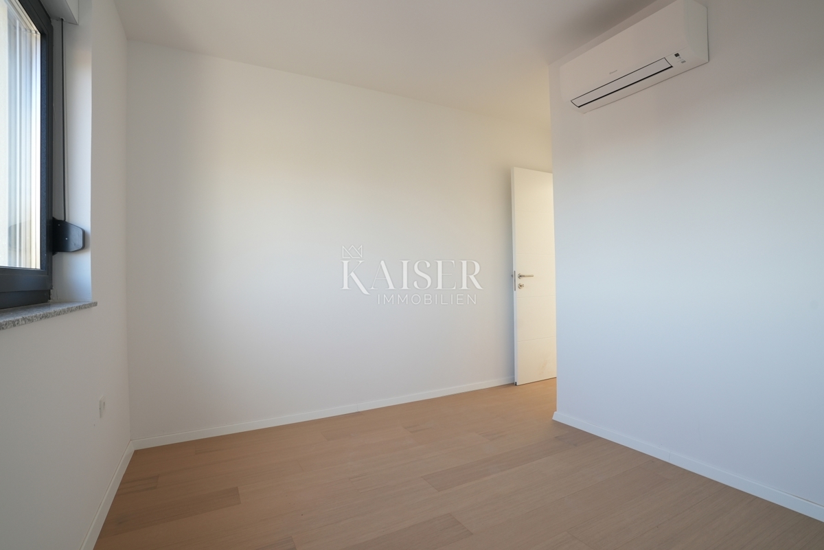 Sebenico, Žaborić Attico esclusivo con terrazza panoramica sul tetto