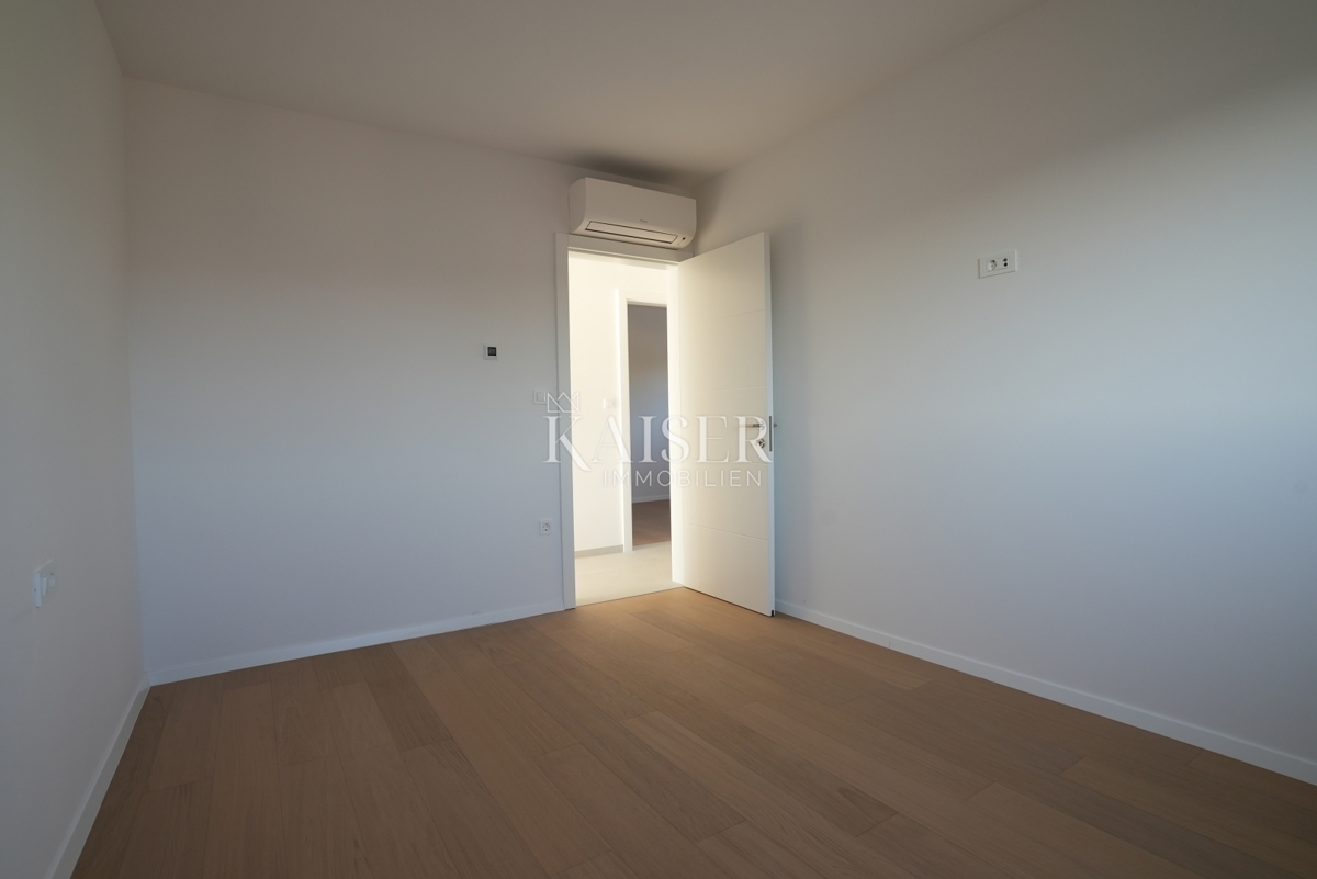 Sebenico, Žaborić Attico esclusivo con terrazza panoramica sul tetto