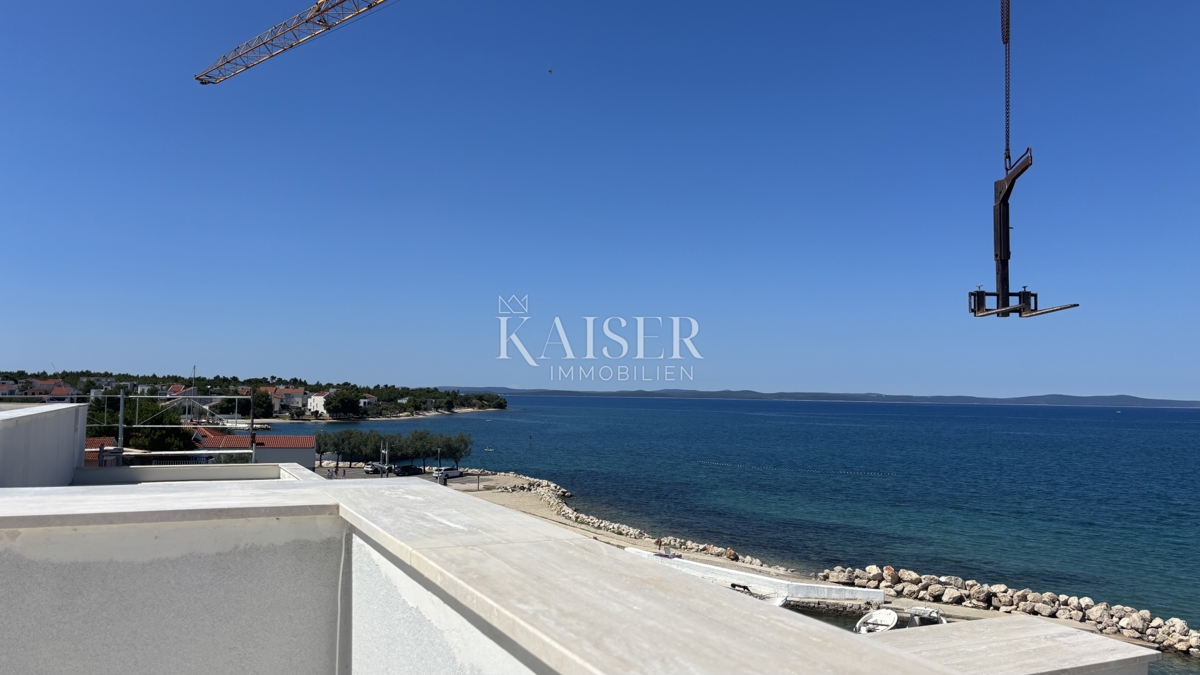 Zara-Zaton | Appartamento con terrazza e vista mare