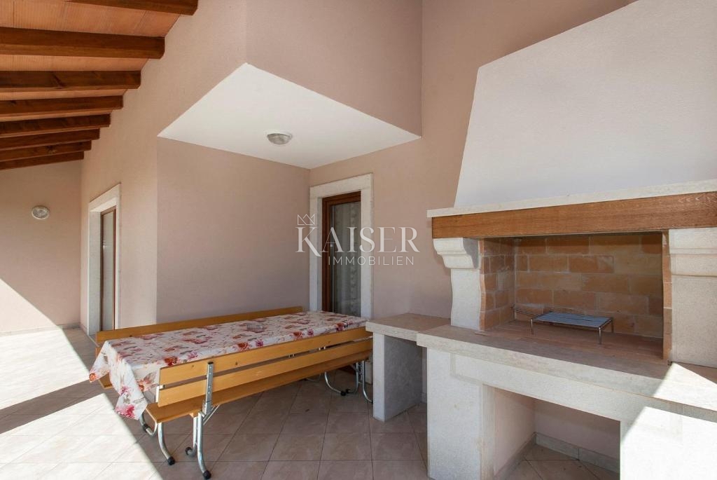 Istria, Sv. Lovreč, casa familiare con piscina