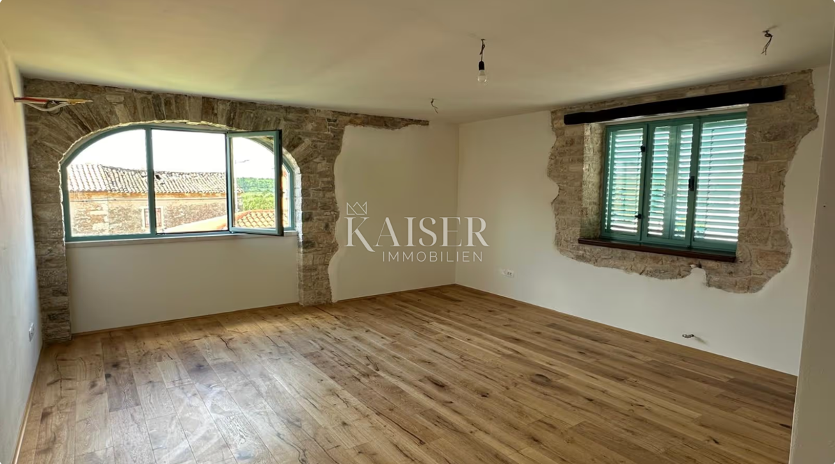 Istria, Buie, dintorni - appartamento 76m2, possibilità di gestione dell'affitto