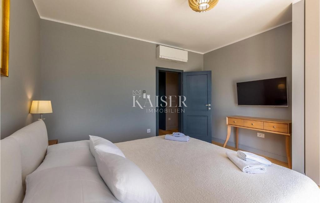 Zara, Murvica – una villa in pietra unica in una tenuta privata con servizi di prima qualità e fascino mediterraneo