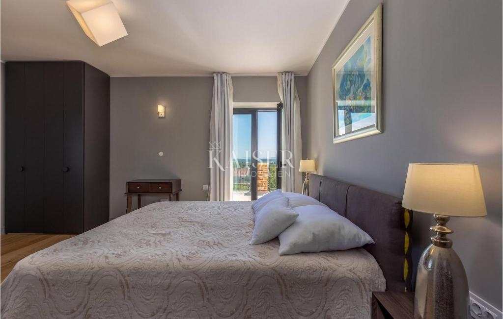 Zara, Murvica – una villa in pietra unica in una tenuta privata con servizi di prima qualità e fascino mediterraneo