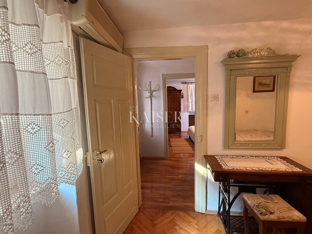 Novi Vinodolski - affascinante casa nel centro della città