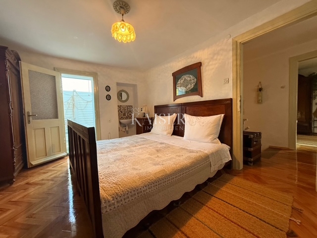 Novi Vinodolski - affascinante casa nel centro della città