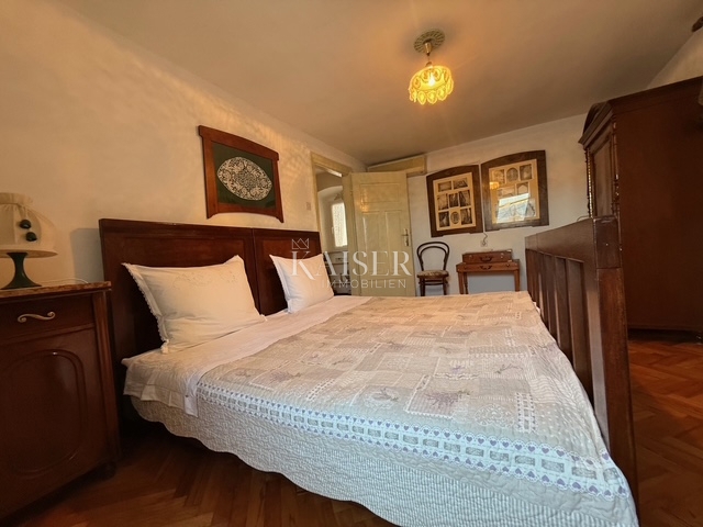 Novi Vinodolski - affascinante casa nel centro della città