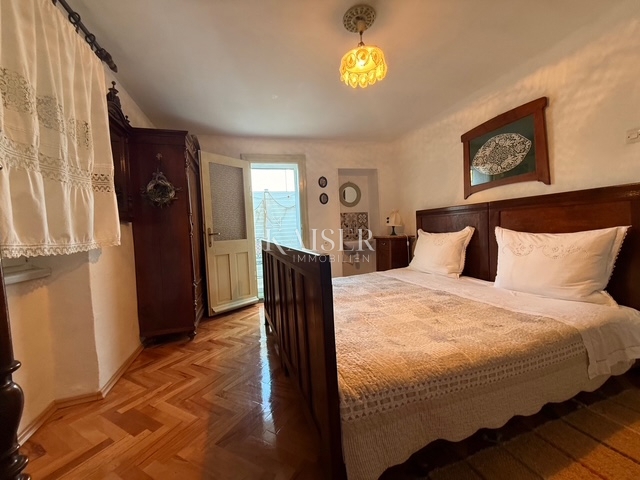 Novi Vinodolski - affascinante casa nel centro della città