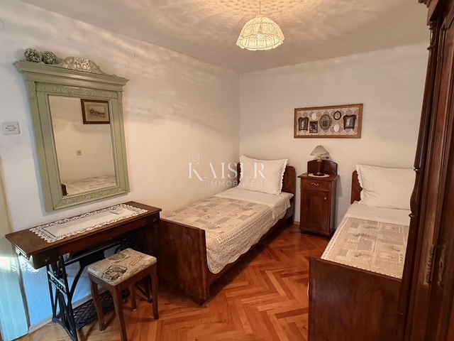 Novi Vinodolski - affascinante casa nel centro della città