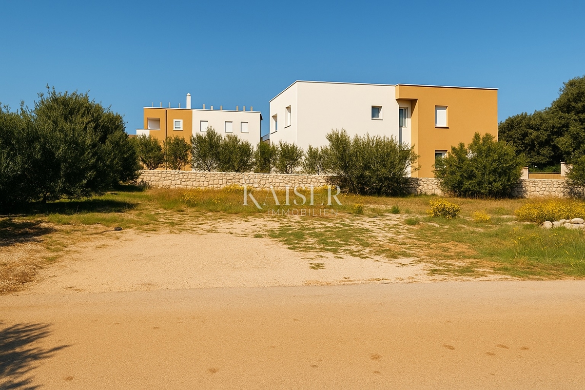 Pag, Mandre – terreno edificabile 734 m², 600 m dal mare