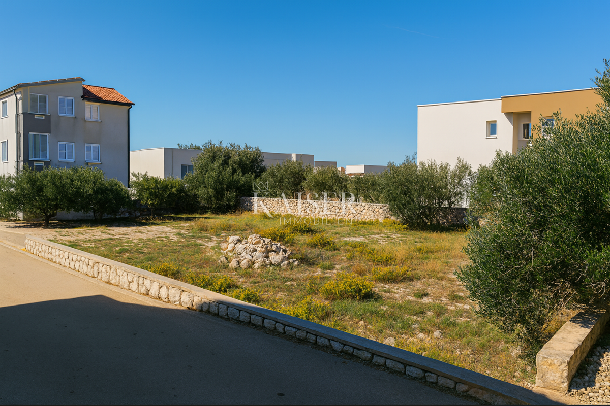 Pag, Mandre – terreno edificabile 734 m², 600 m dal mare