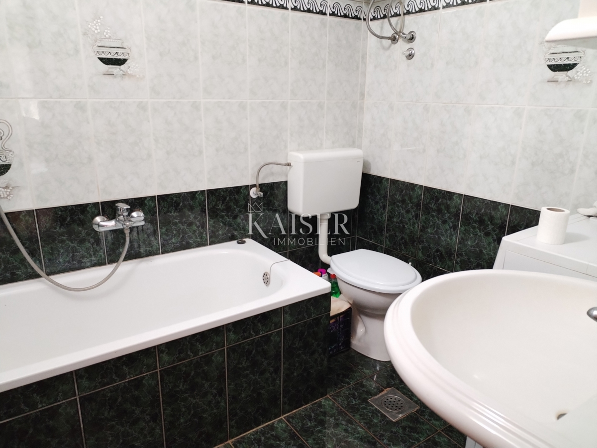 Istria, Cittanova, 2 appartamenti in vendita, ciascuno di 64m2